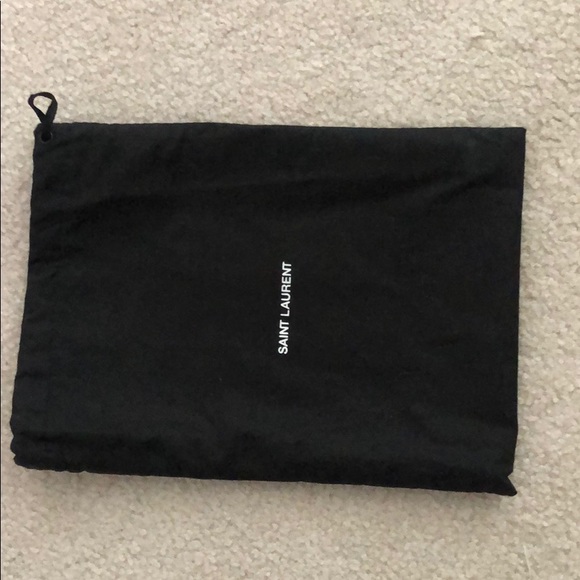 SOLD Ysl envelope wallet on chain. 99% new. - Picture 6 of 6